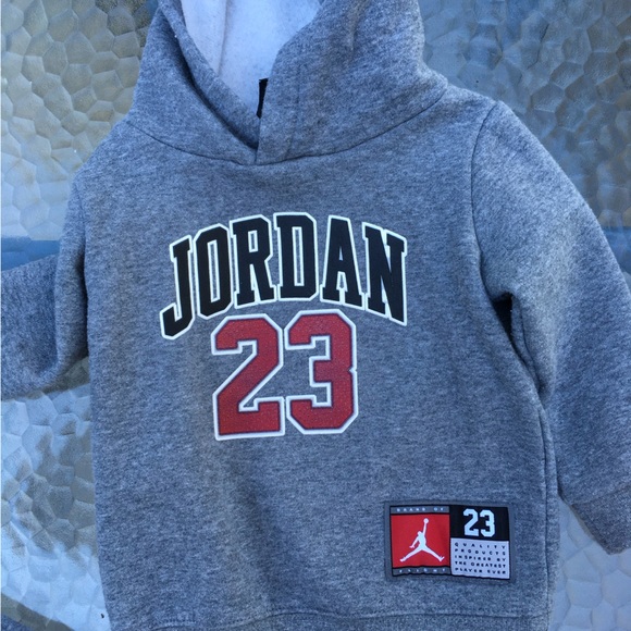 Baby Jordan 23 Nike Sweat Set - 18 months - Picture 2 of 4